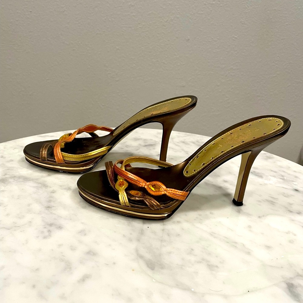 Bebe, Dress Shoes, Metallic Straps. 6.5